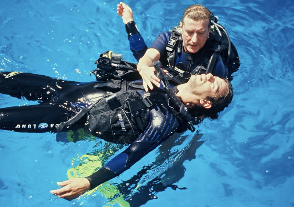 Primeros Auxilios Orientado al Buceo